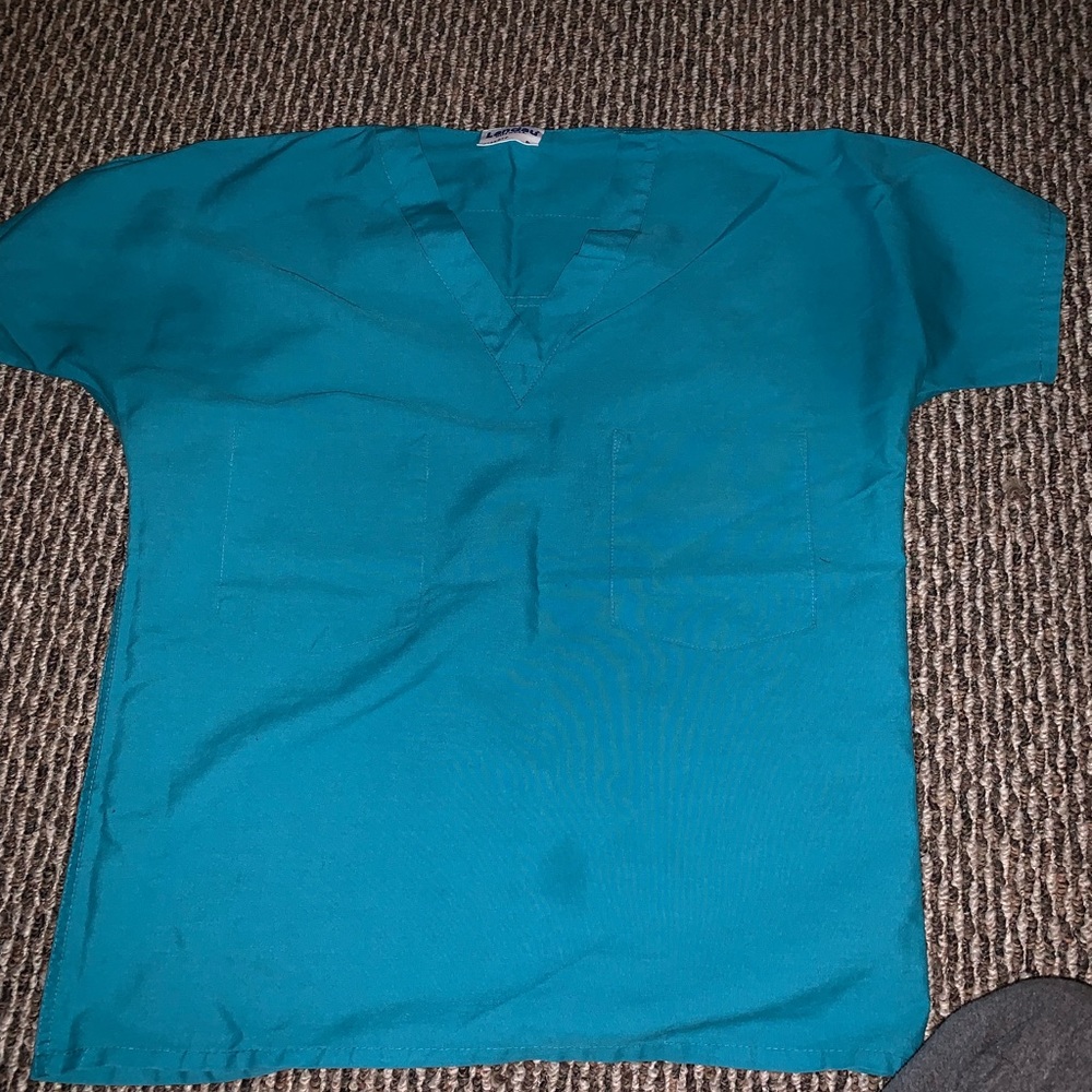 Scrub top
